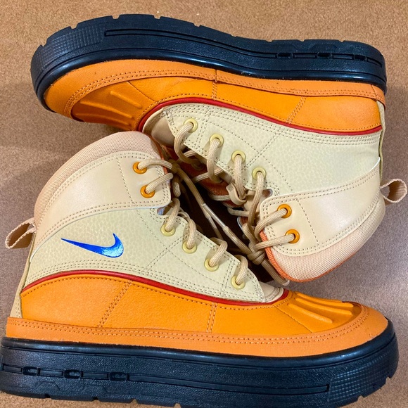 NIKE ACG WOODSIDE 2 HI TOP - Picture 2 of 5